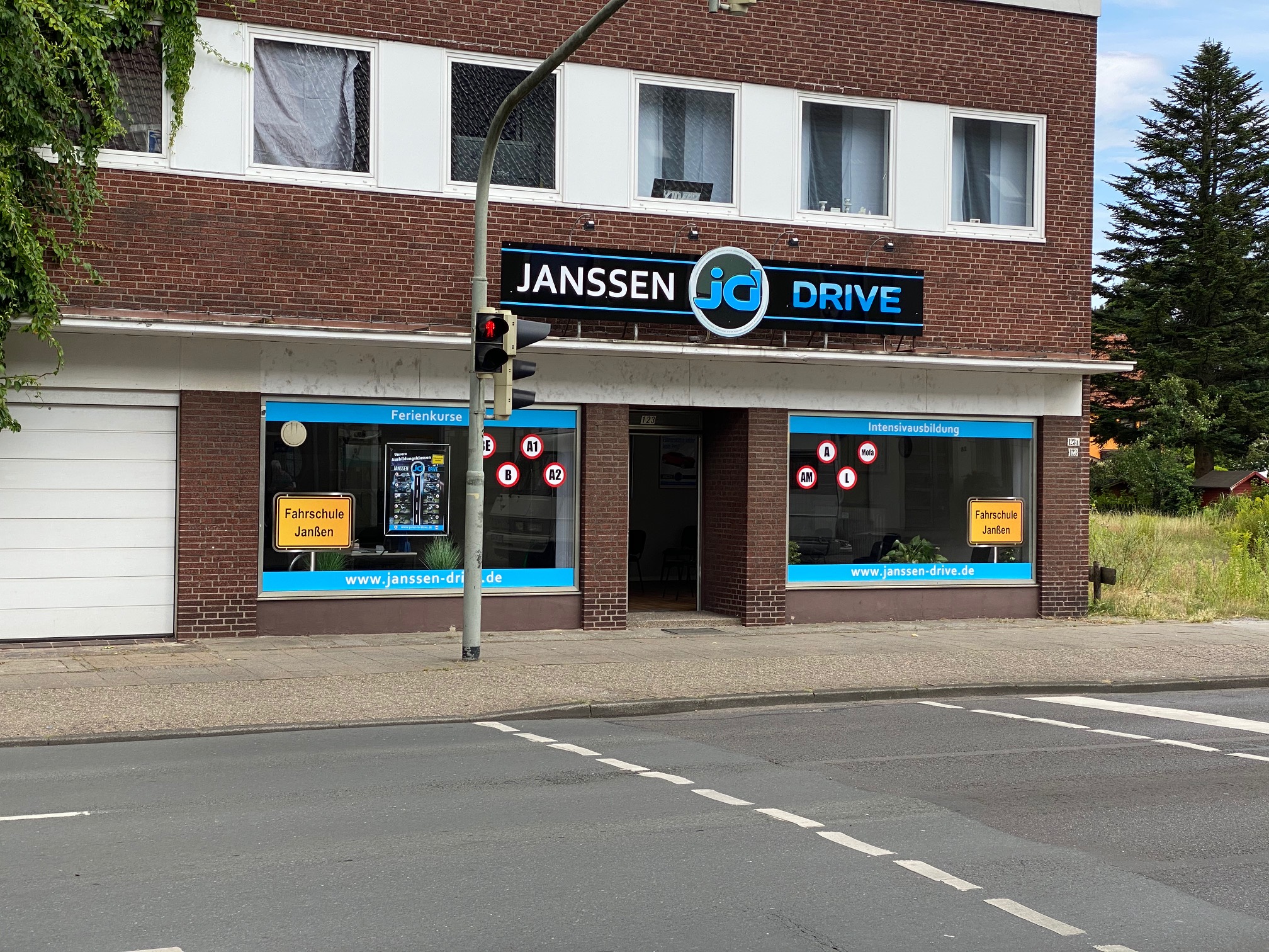 Filiale Delmenhorst Zentrum – Außenansicht